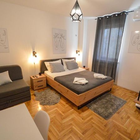 Studio 41 Novi Sad Buitenkant foto