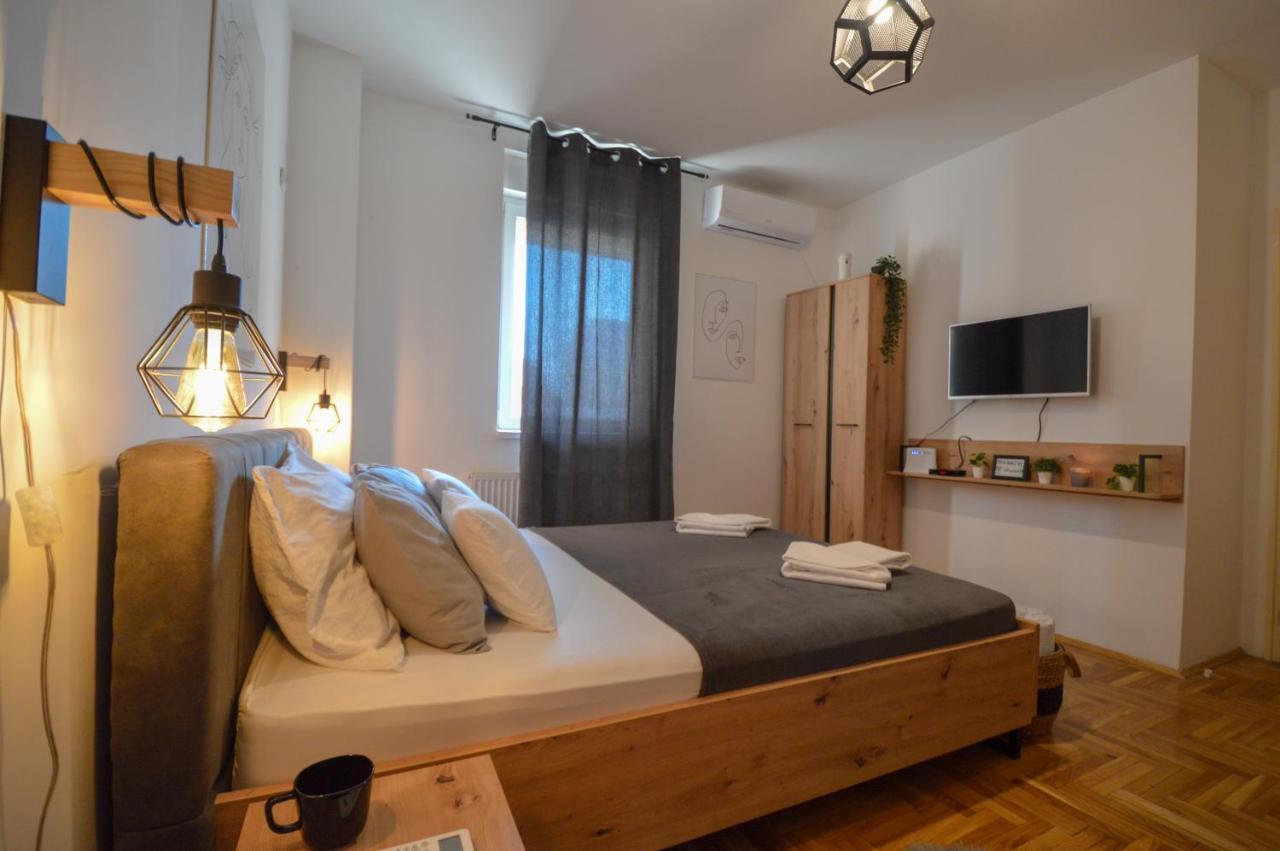 Studio 41 Novi Sad Buitenkant foto