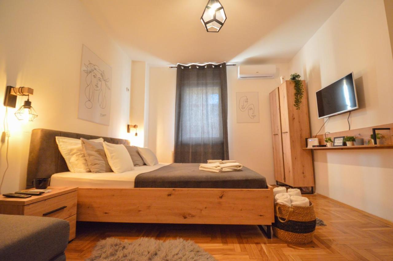 Studio 41 Novi Sad Buitenkant foto